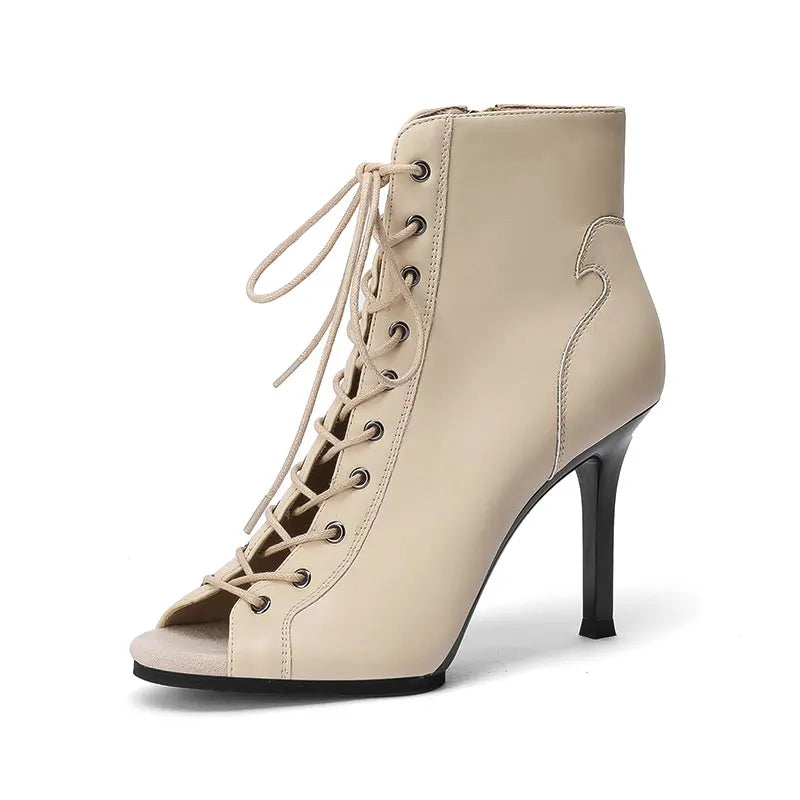 Ankle boot feminina preta salto alto elegante - Valent