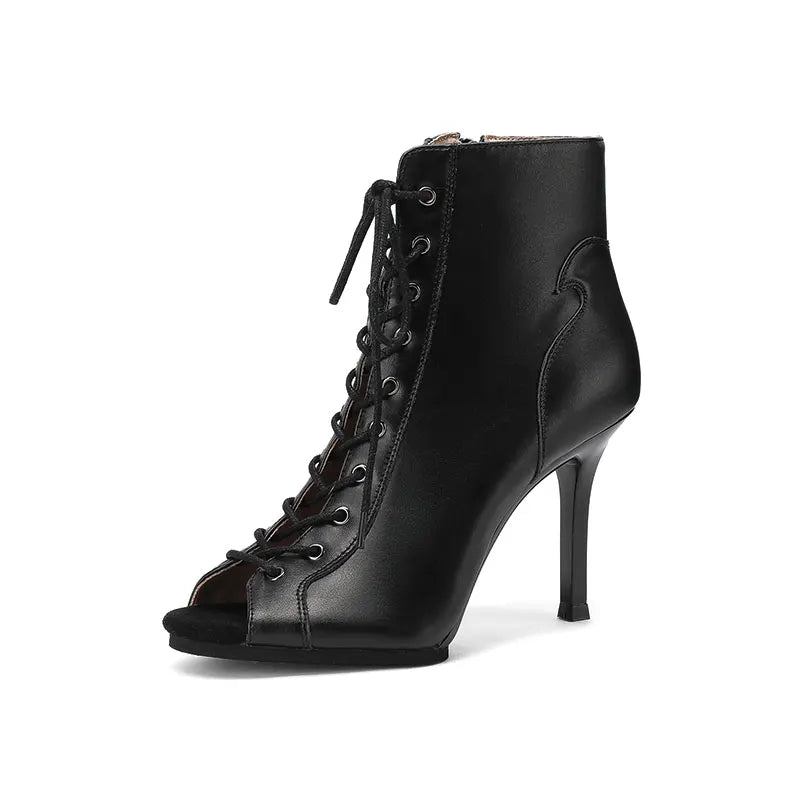 Bota damasco — detalhe salto stiletto calcanhar