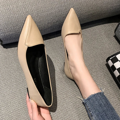Sapatilha feminina preta sola flat respirável — detalhe sola