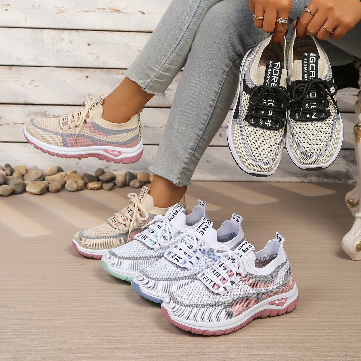 Tênis feminino casual bicolor caqui e rosa — traseira