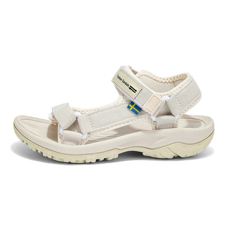 Sandália feminina flat esportiva velcro bege — vista frontal