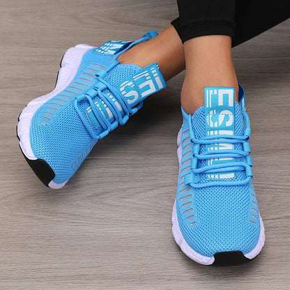 Tênis feminino mesh jogging azul — detalhe cadarço