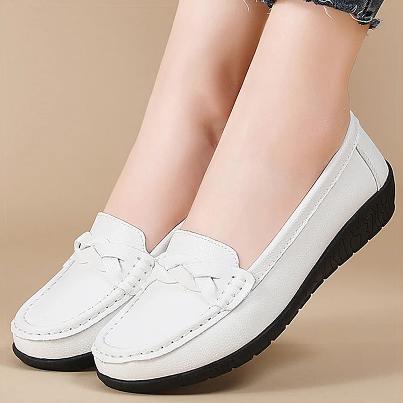 Loafer feminino couro soft branco slip on - Valent Calçados
