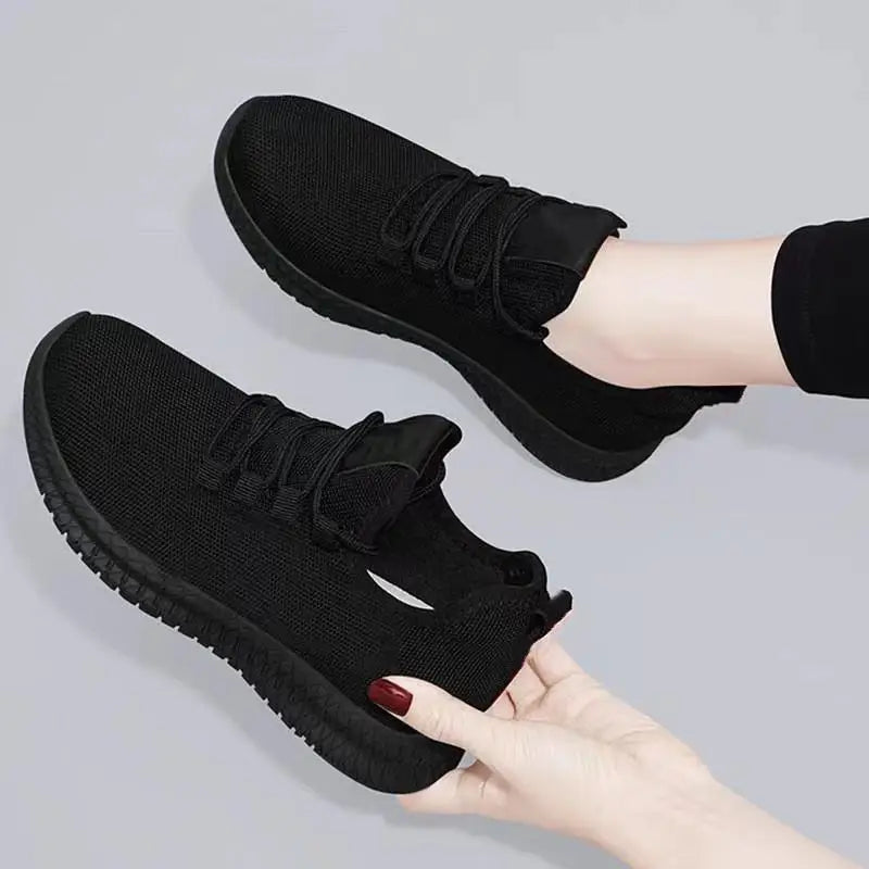 Tênis feminino plataforma antiderrapante preto — lateral