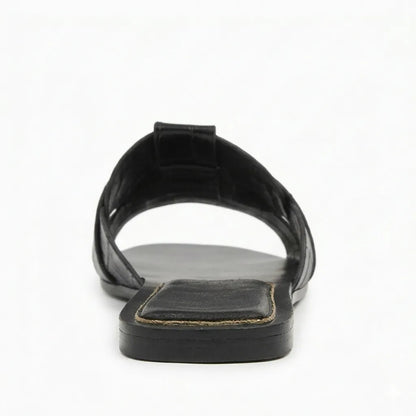 Chinelo feminino preto respirável look casual - Valent