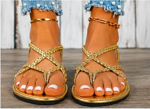 Sandália Feminina Flat Trançada Vazada Clip Toe Praia | Dourada