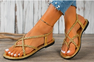 Sandália Feminina Flat Trançada Vazada Clip Toe Praia | Dourada