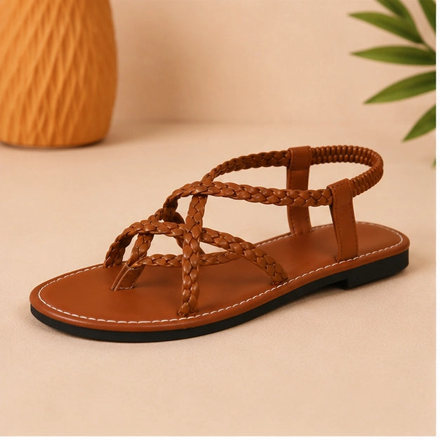 Sandália Feminina Flat Trançada Vazada Clip Toe Praia | Chocolate