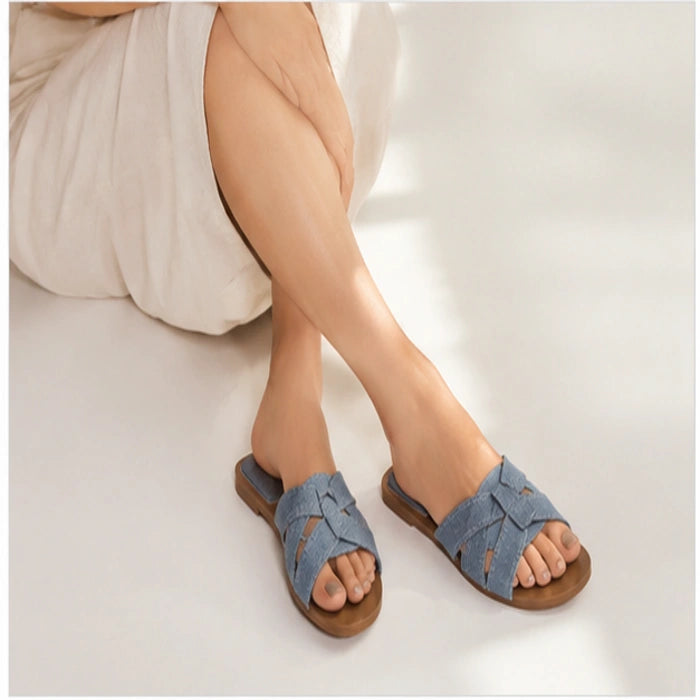 Chinelo flat forma T azul — lateral bico aberto - Valent